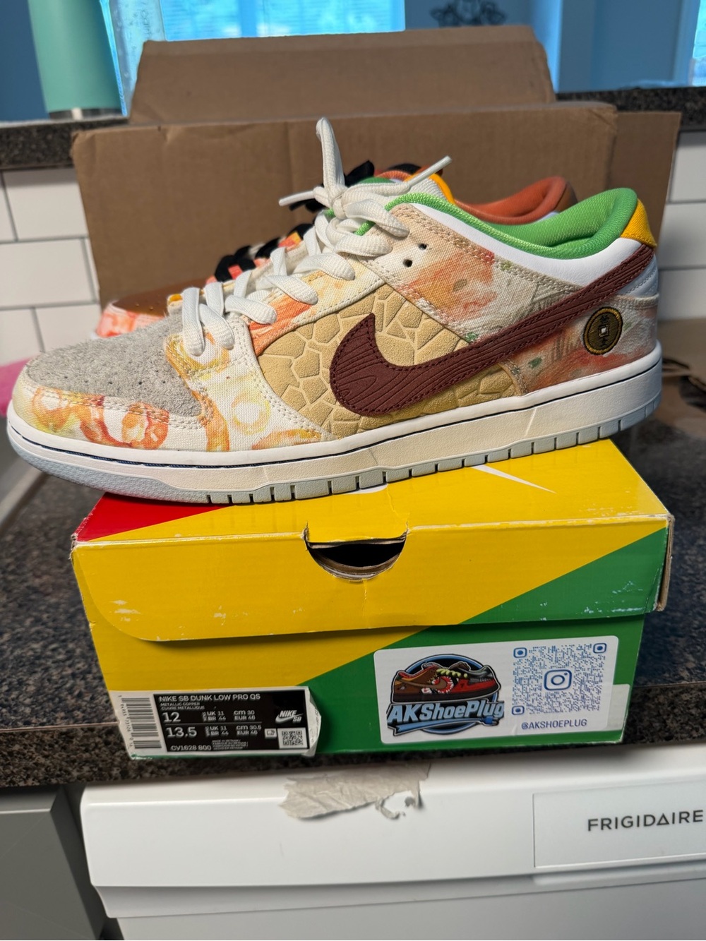 Nike Dunk SB Street Hawker